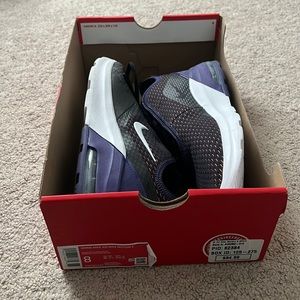 BRAND NEW Nike Air Max Motion 2